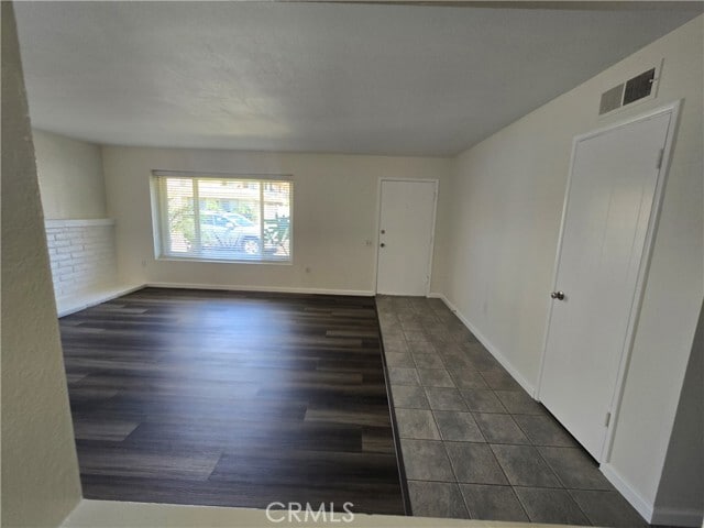 Foto del edificio - 17081 Evergreen Cir