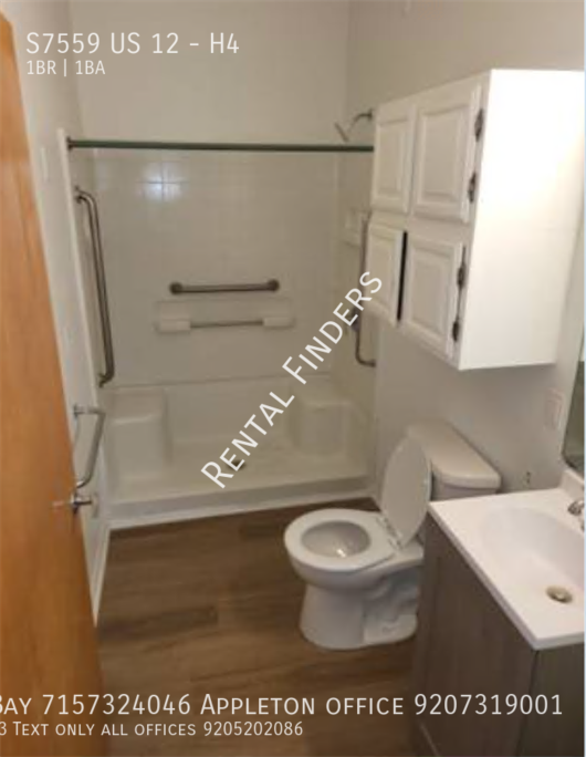 S7559 US12 Unit H4, North Freedom, WI 53951 Room for Rent in North