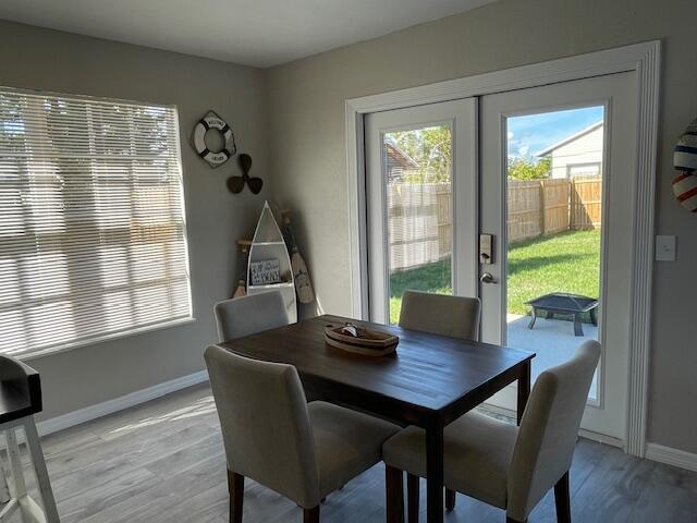 Foto del edificio - 338 15th Ln SW