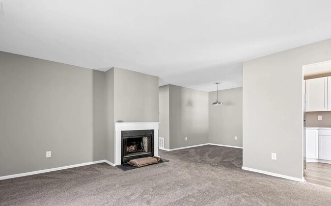 Building Photo - 617 Covington Ct