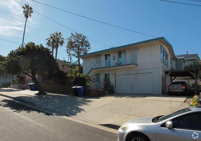 Building Photo - 649 Pacific St