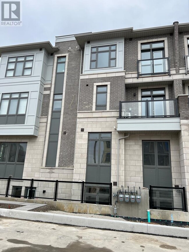 Building Photo - 70-470 Halliford Pl