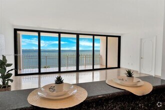 Building Photo - 2 Grove Isle Dr