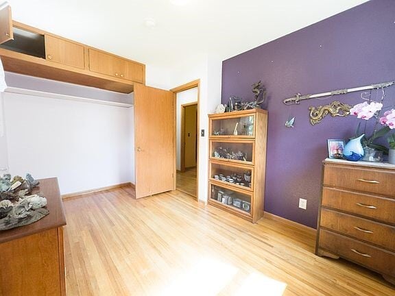 Foto del edificio - 525 Maple Ln