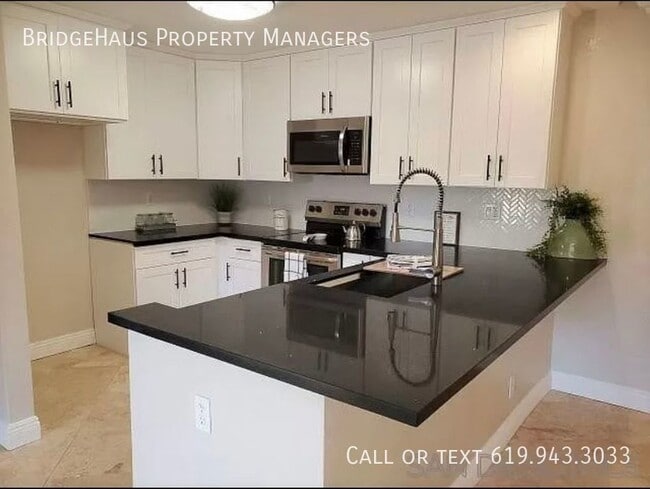 Building Photo - Experience luxury living in the highly sou...