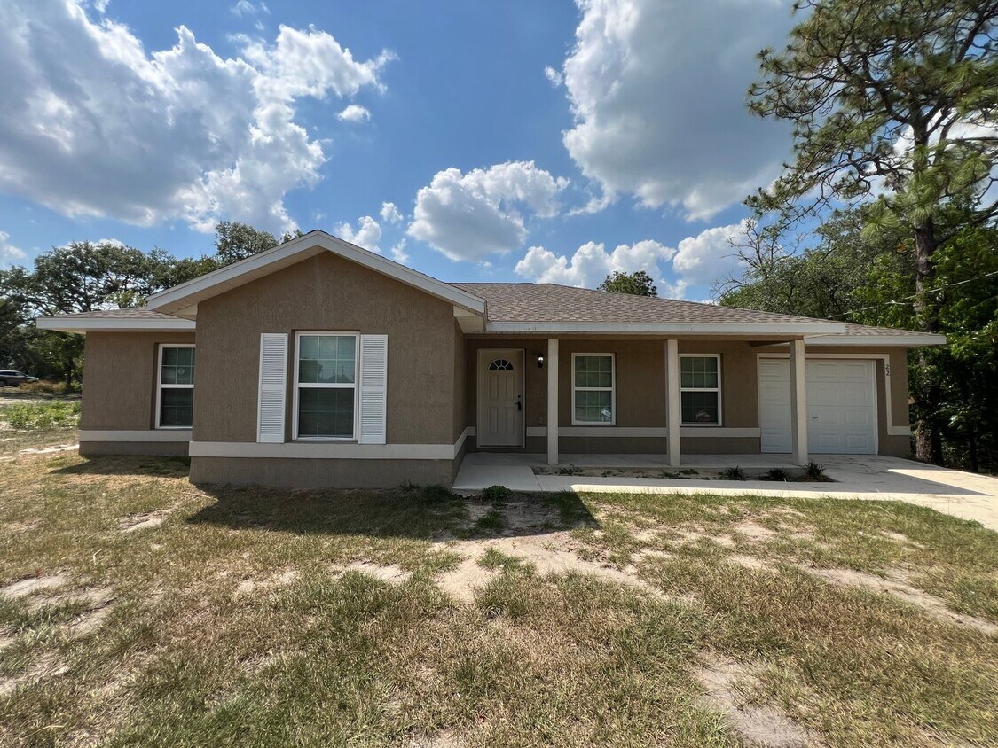 22 Locust Loop Dr, Ocala, FL 34472 House Rental in Ocala, FL