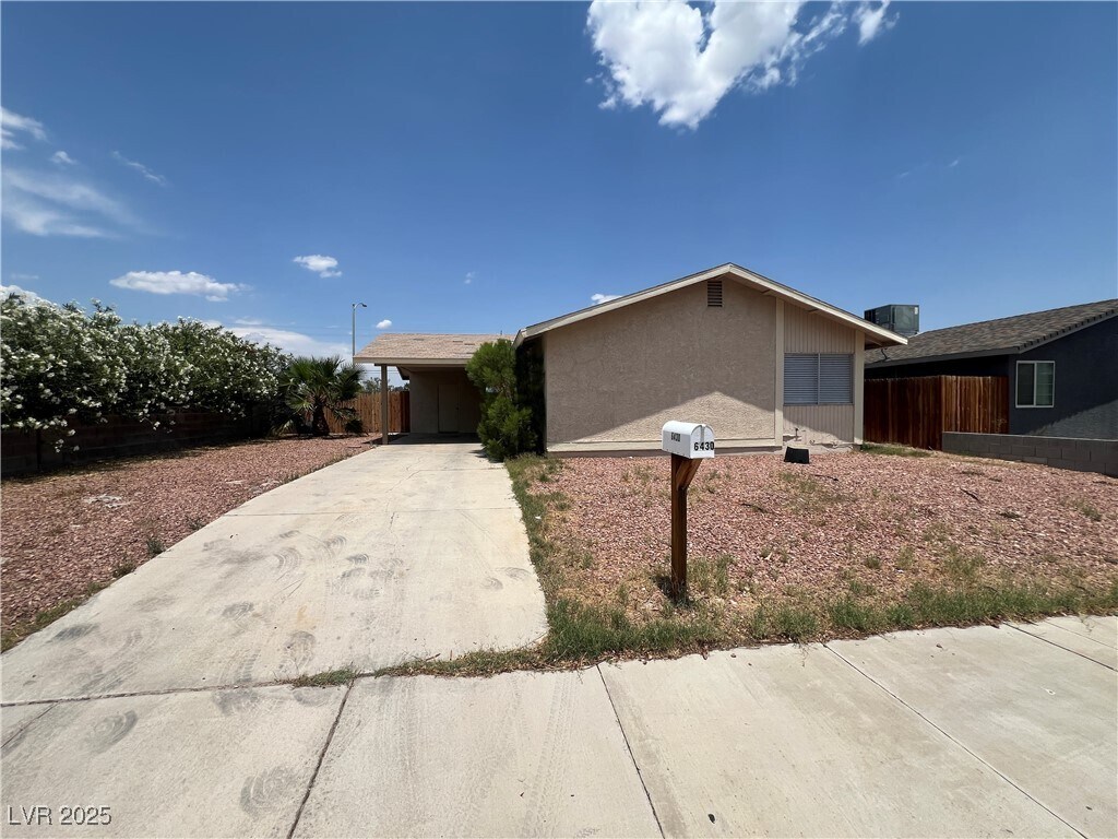 Primary Photo - 6430 W Alomar Ave