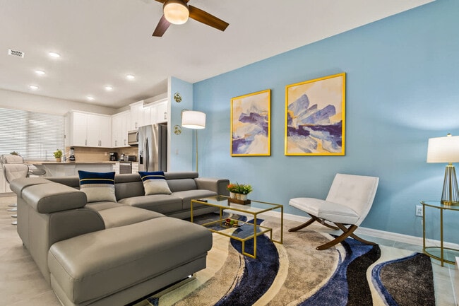 Building Photo - 1828 Tropical Palms Cir
