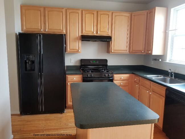 Building Photo - 12046 Kemps Landing Cir