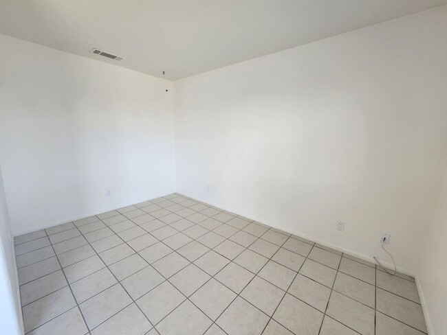 Building Photo - 6306 Athol Ave