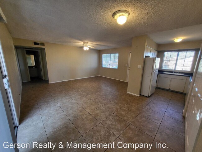 Building Photo - 3 br, 2 bath House - 2611 E. Lemon St.