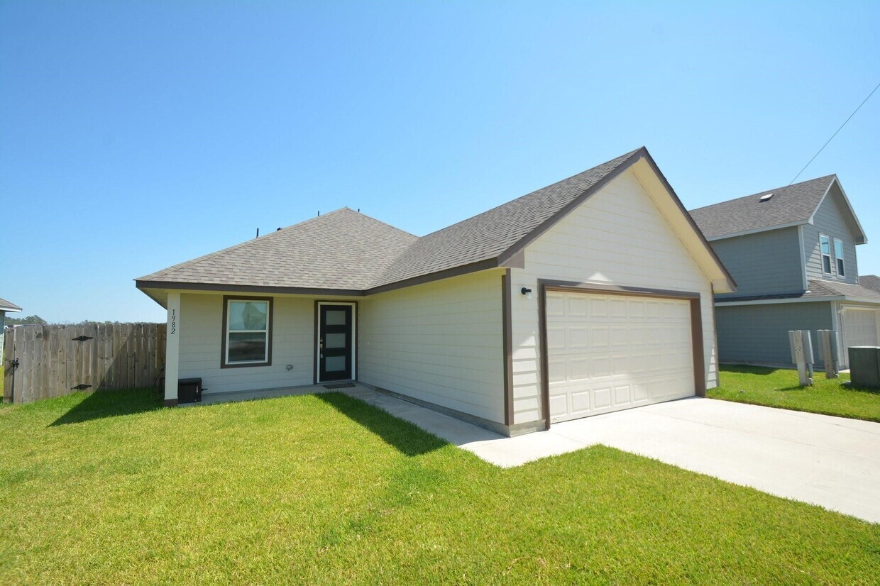 Building Photo - 1982 Rd 5714