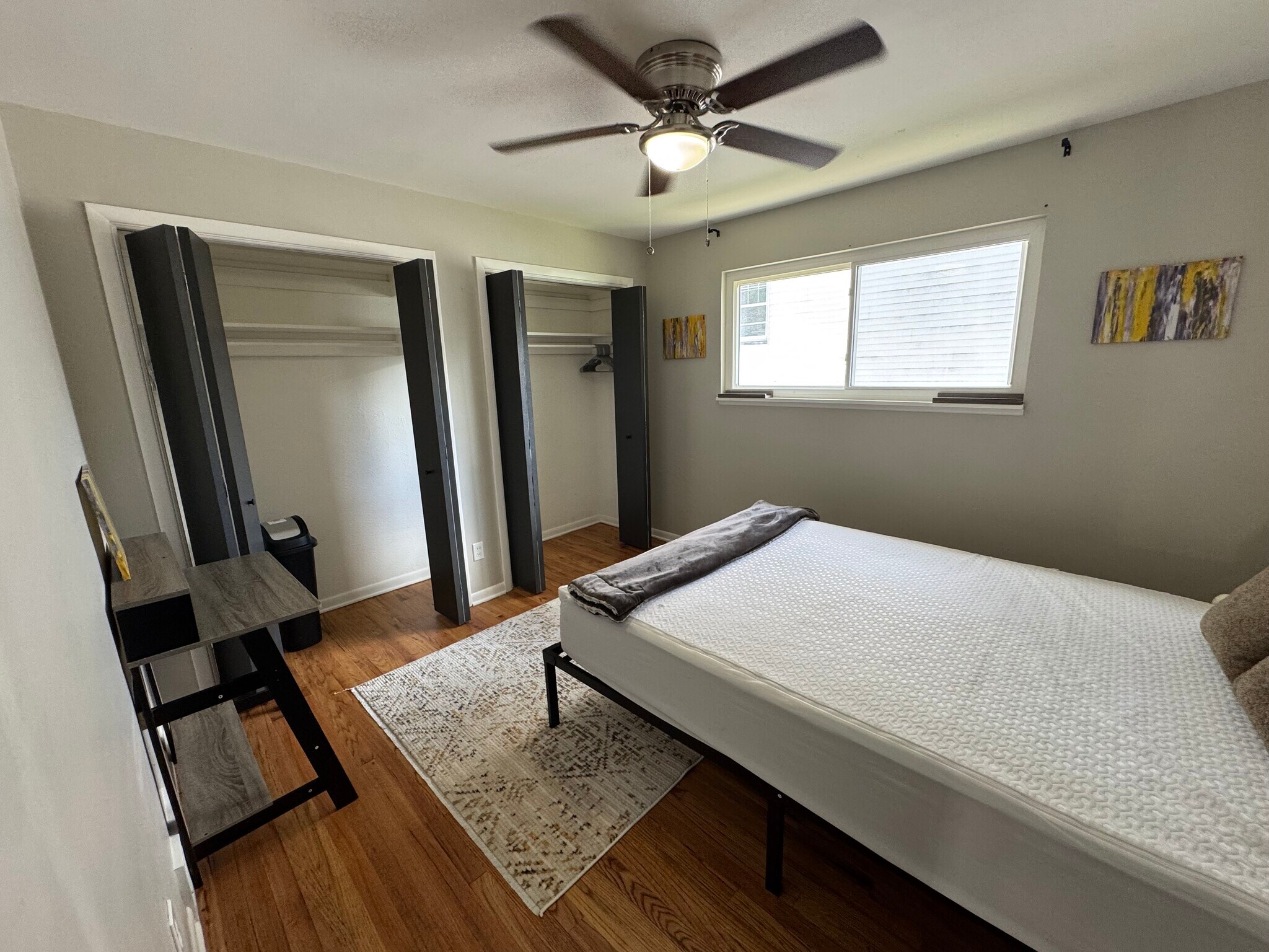 3012 Ludlow Rd Cleveland, OH 44120 – B Suite