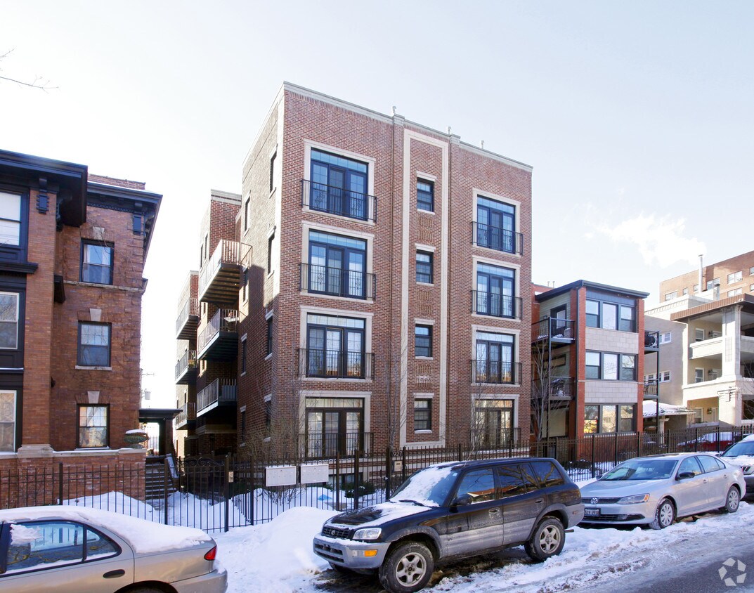 Foto principal - 927 W Agatite Ave