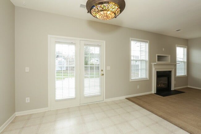 Building Photo - 14917 Aven Creek Ct