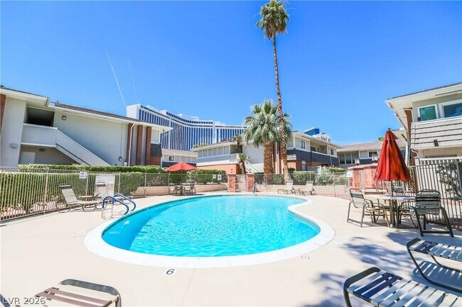 Foto del edificio - 683 Oakmont Ave