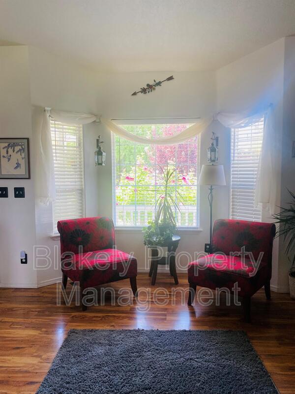 Building Photo - 2440 S Royal Meadows Dr