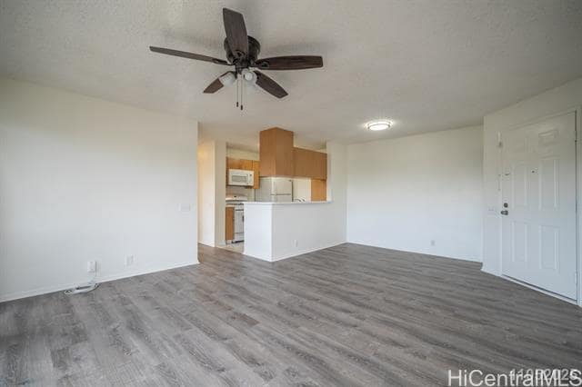 Building Photo - 91-265-265 Hanapouli Cir