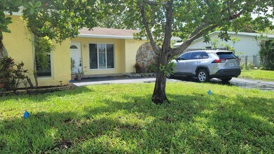 Building Photo - 2590 NW 98th Ave