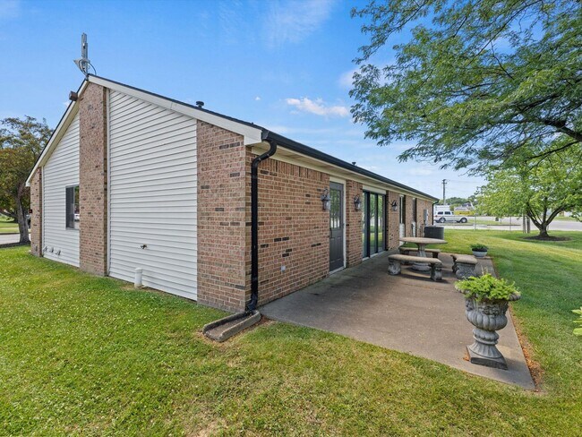 Foto del edificio - 4152 Bell Rd