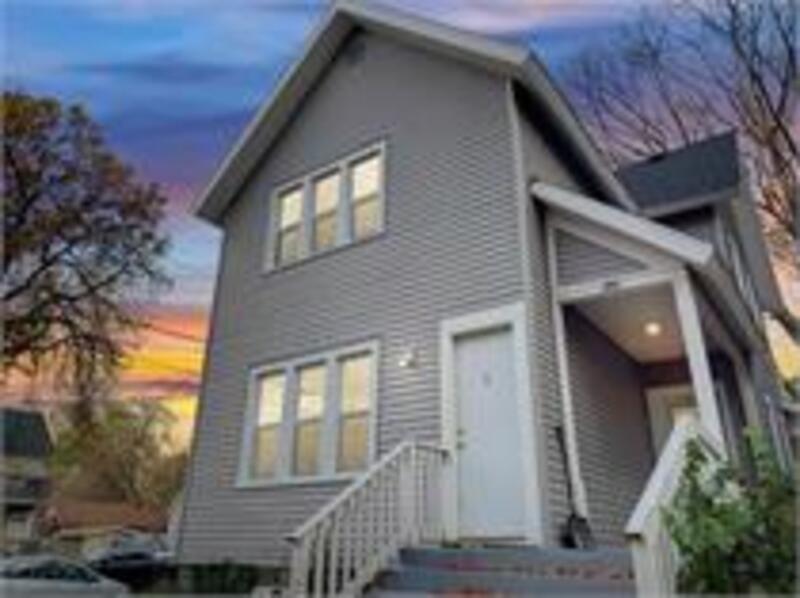 Primary Photo - 156 Lexington Ave NW