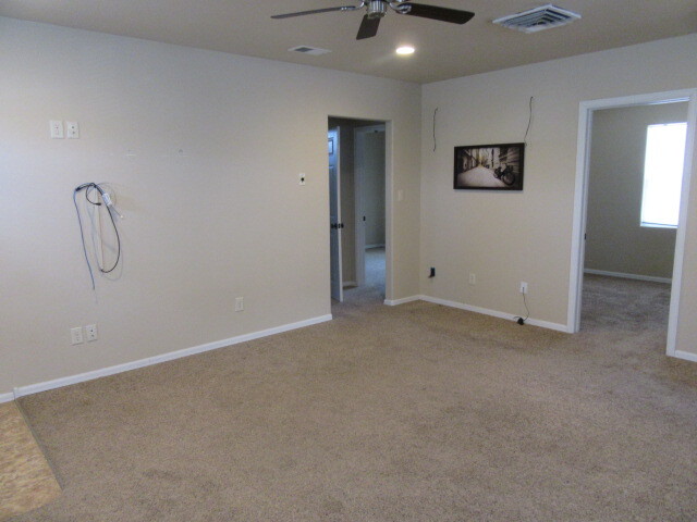 Living Room 2 - 421 W Aspen Ave