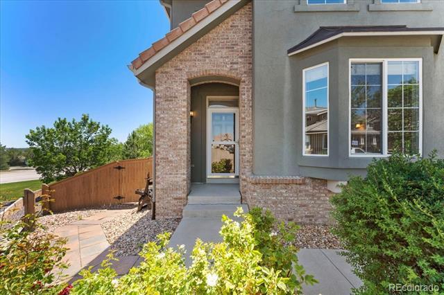 Foto del edificio - 10543 Laurelglen Cir