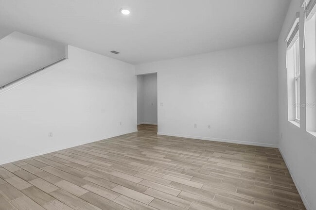 Building Photo - 13821 Kinsale St