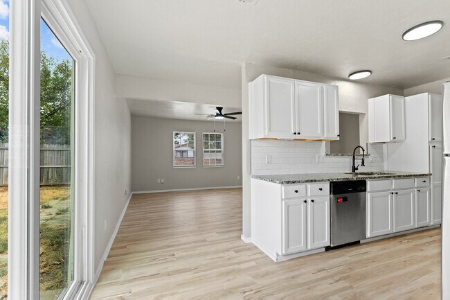 Foto del edificio - 1401 SW 64th St