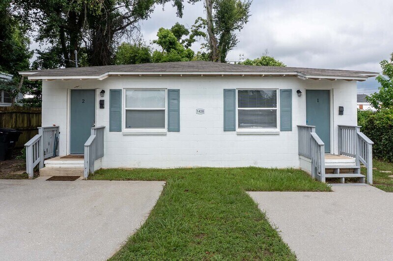 Foto principal - 1428 Hudson St