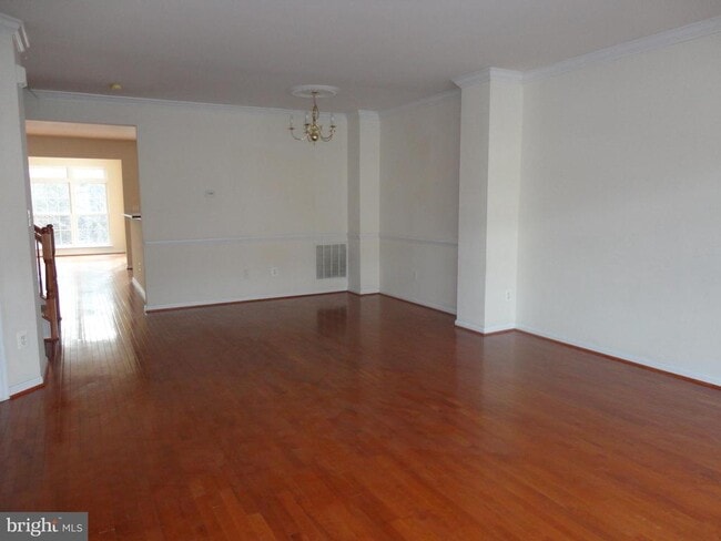 Building Photo - 24656 Kings Canyon Square