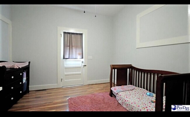 Building Photo - 307 W College Ave