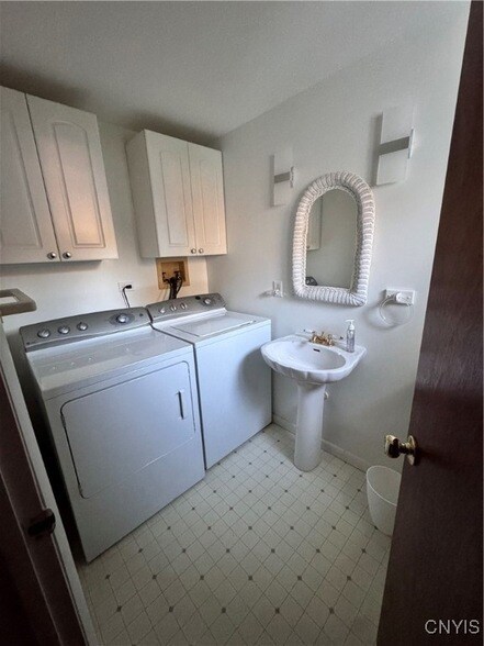 Foto del edificio - 7019 E Taft Rd