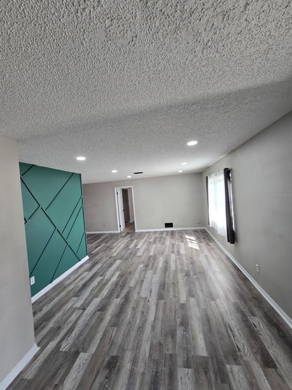 Foto del edificio - 1488 Elkcam Blvd