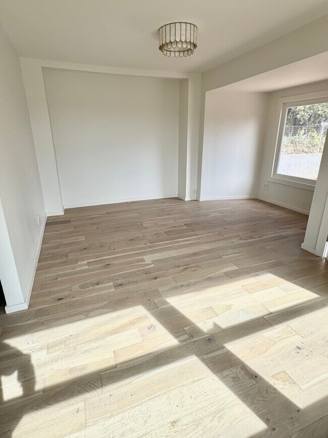 Foto del edificio - 1819 N Alvarado St