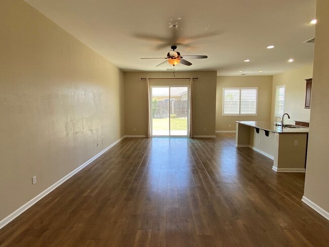 Building Photo - 15803 St Clement Way