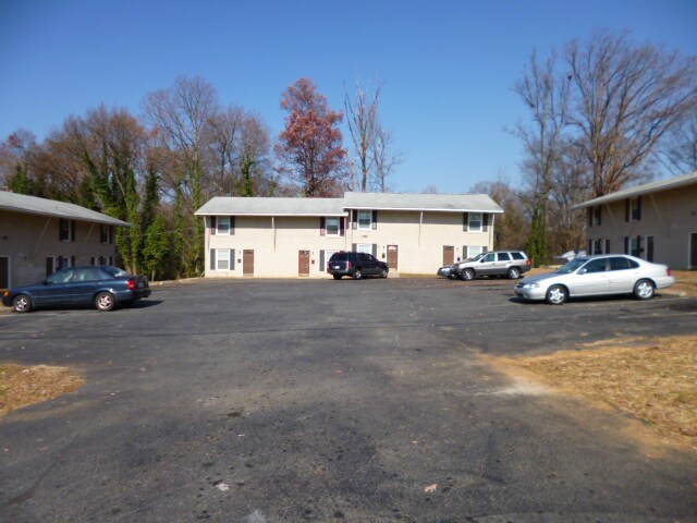 Building Photo - 404-416 Coxe Ave