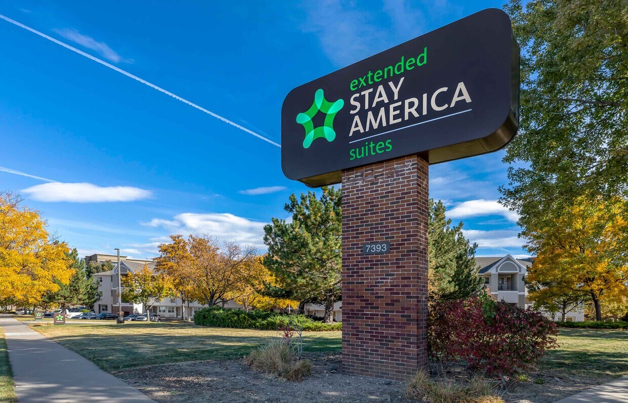 Furnished Studio Lakewood Apartments in Lakewood, CO