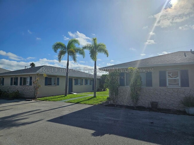 Building Photo - 4511 Skyline Blvd