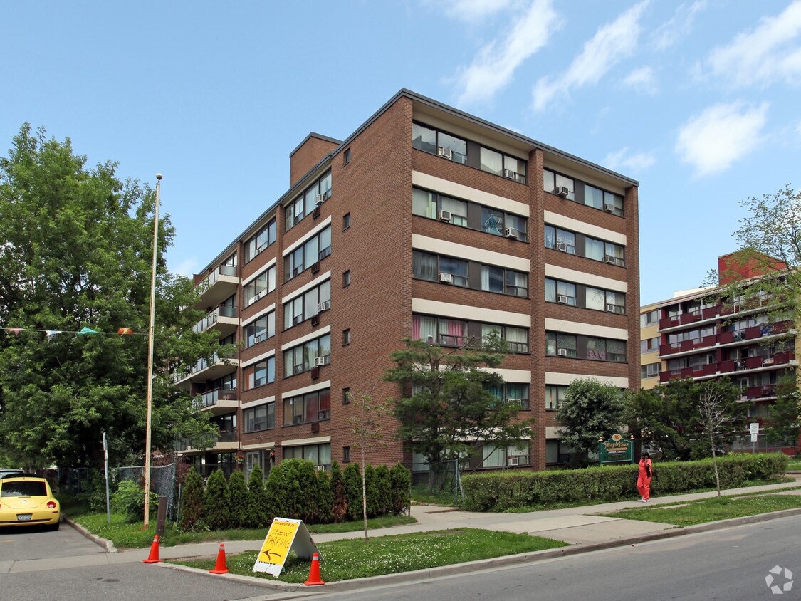 Maple Glen Apartments Apartments 36 Thorncliffe Park Dr Toronto, ON