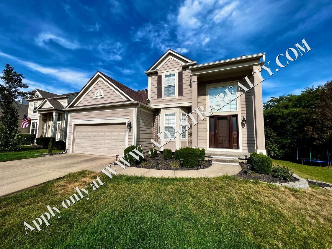 15651 S Blackfoot St, Olathe, KS 66062 House Rental in Olathe, KS