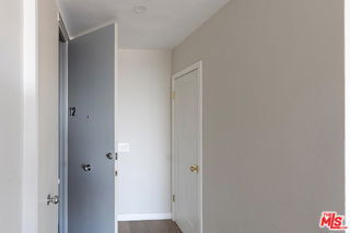 Foto del edificio - 8401 Fountain Ave