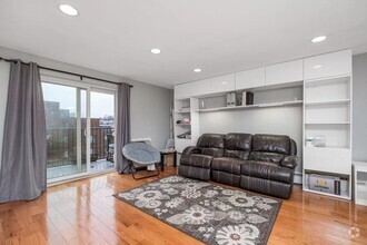 Building Photo - 121 Tremont St