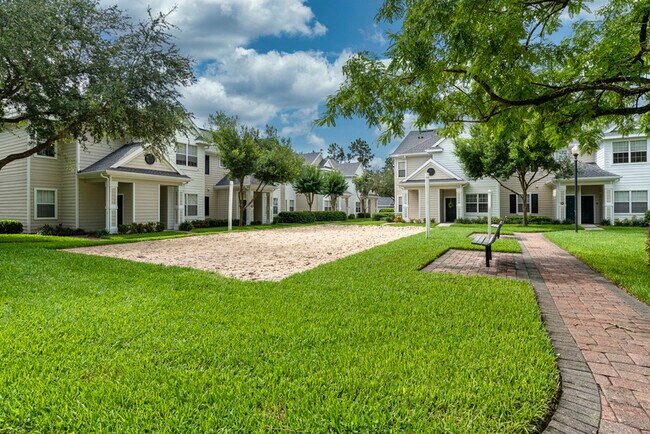 Building Photo - 303 Southern Pecan Cir