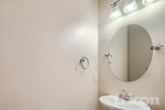 Building Photo - 6863 Timberhead Way