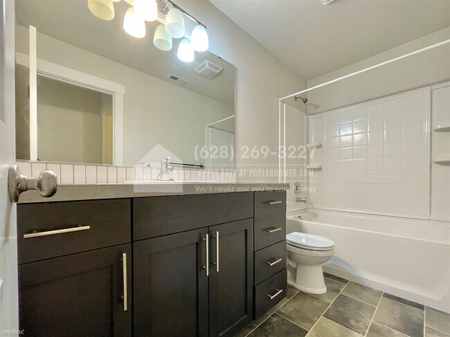 Foto del edificio - 4 br, 2.5 bath Condo - 4921 130th Pl SE Ap...