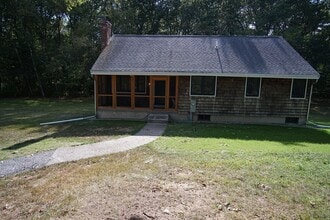 Building Photo - 49 Conant Rd