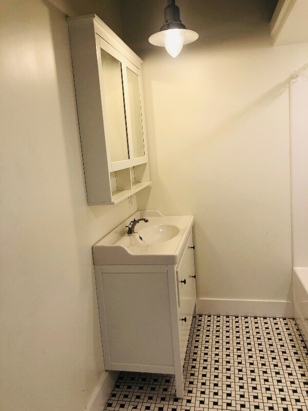 Foto del edificio - 1417 Kemper St