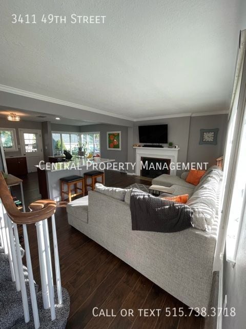 Foto del edificio - 3411 49th St
