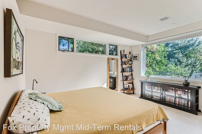 Foto del edificio - 3 br, 2.5 bath House - 2750 7th St